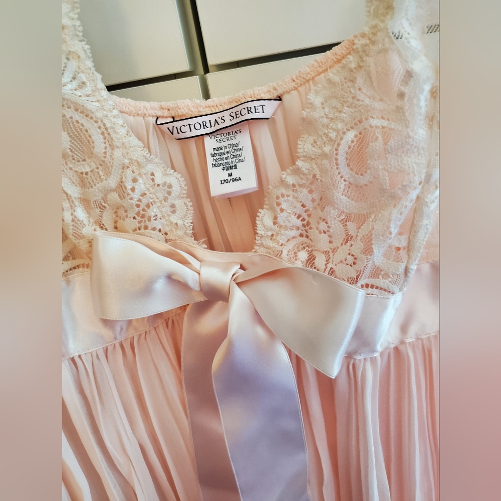 Victoria's Secret Pleated Chiffon Peach Babydoll